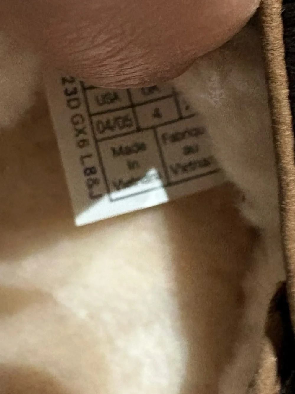 UGG Baby Tasman Slippers Chestnut Suede Shearling Size 4/5 Infant